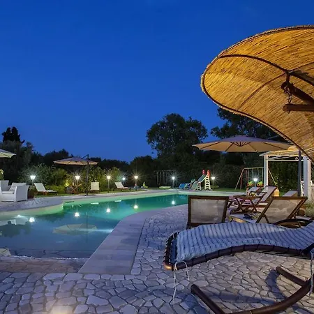 ClickSardegna Alghero Villa a 5 km dal mare AirCo con 5 camere e 5 bagni * Alghero