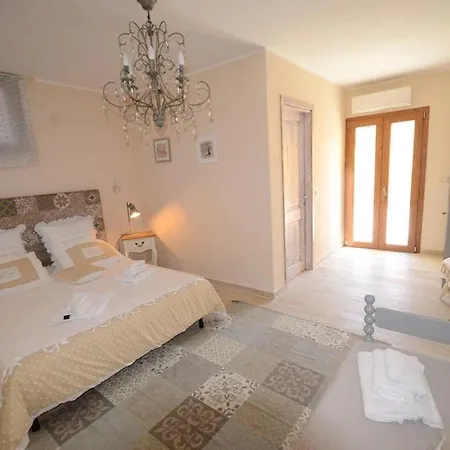 ClickSardegna Alghero Villa a 5 km dal mare AirCo con 5 camere e 5 bagni *